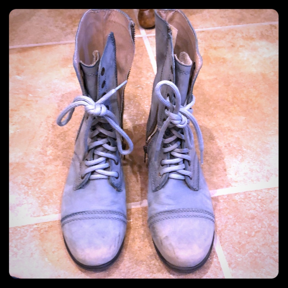 Steve Madden Boots size 9